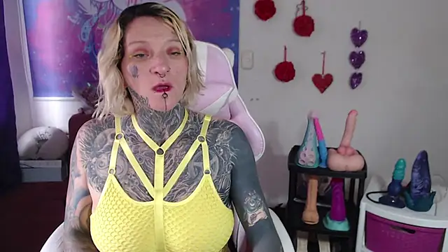 SLOPPYTITSS online show from February 23, 2025, 4:13 pm