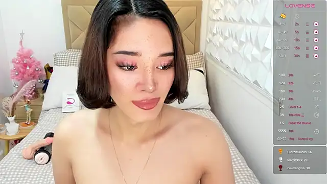 TsHeartXxx online show from February 3, 2026, 7:30 pm