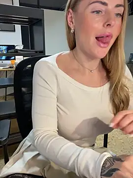 EmaSalis online show from February 10, 2025, 2:05 pm