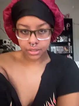 Snapshot of N1NT3NDH03 chatting on November 19, 2025, 3:01 pm N1NT3NDH03 online show from November 19, 2025, 3:01 pm