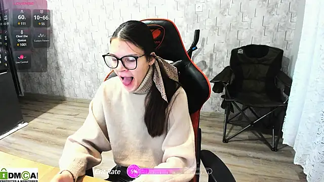 MollyLollipop online show from December 10, 2024, 1:11 am