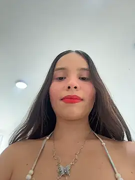 MiaJacksonn online show from July 15, 2026, 5:07 pm