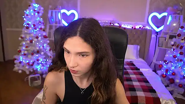 BabyFlowerr online show from December 23, 2024, 8:03 pm