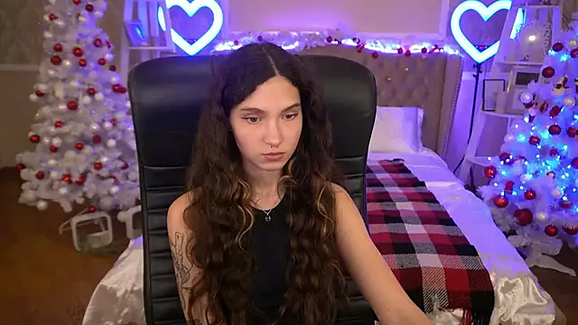 BabyFlowerr online show from December 23, 2024, 11:06 pm