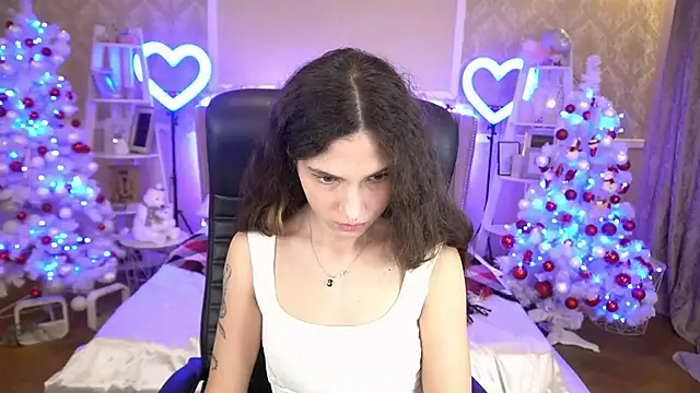 BabyFlowerr online show from December 31, 2024, 7:51 pm