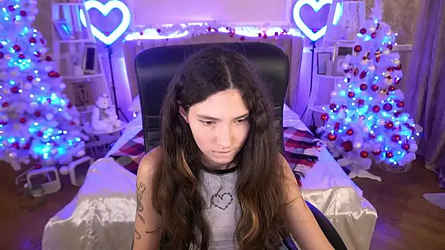 BabyFlowerr online show from January 1, 2025, 11:07 pm