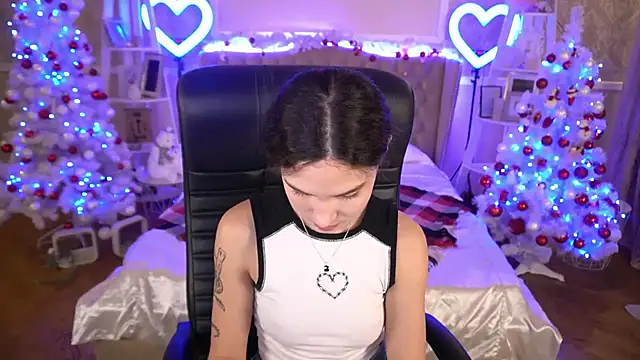 BabyFlowerr online show from January 2, 2025, 4:20 am