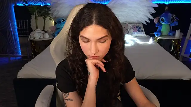 BabyFlowerr online show from October 10, 2025, 7:02 pm
