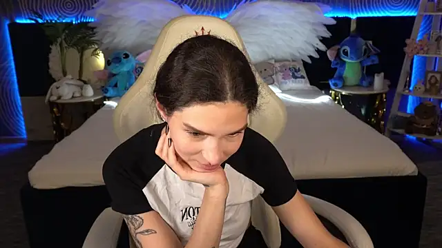 BabyFlowerr online show from October 17, 2025, 6:54 pm