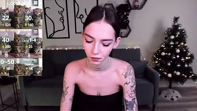 Snapshot of SophieCatty chatting on December 11, 2024, 11:21 pm SophieCatty online show from December 11, 2024, 11:21 pm