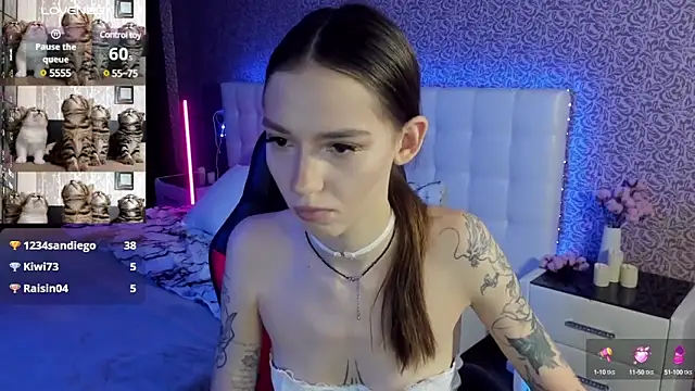 Snapshot of SophieCatty chatting on February 22, 2025, 12:19 pm SophieCatty online show from February 22, 2025, 12:19 pm