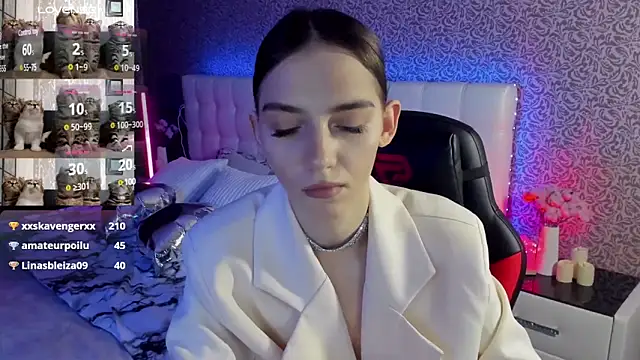 Snapshot of SophieCatty chatting on March 16, 2025, 10:22 am SophieCatty online show from March 16, 2025, 10:22 am