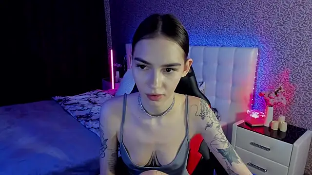 Snapshot of SophieCatty chatting on March 19, 2025, 6:55 pm SophieCatty online show from March 19, 2025, 6:55 pm