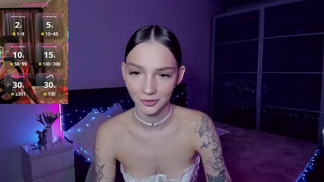 SophieCatty online show from January 11, 2026, 12:43 pm