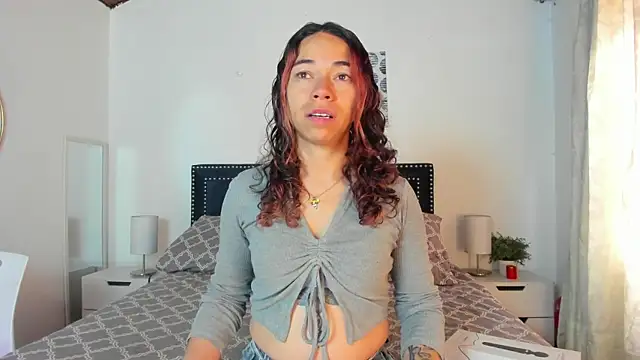 ZulyMichels online show from April 7, 2026, 12:16 pm