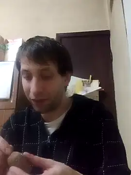 Snapshot of White_rabbit_ chatting on January 13, 2025, 8:37 pm White rabbit online show from January 13, 2025, 8:37 pm