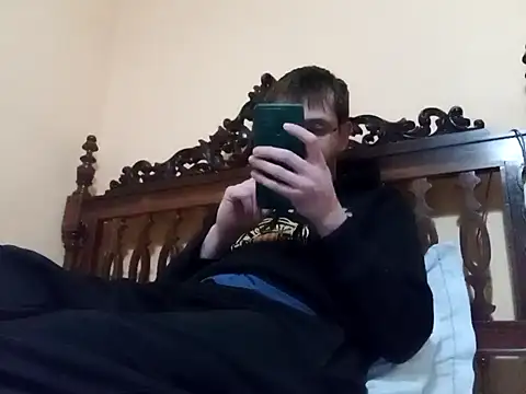 Snapshot of White_rabbit_ chatting on January 24, 2025, 2:41 pm White rabbit online show from January 24, 2025, 2:41 pm