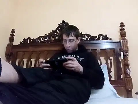 Snapshot of White_rabbit_ chatting on January 24, 2025, 5:42 pm White rabbit online show from January 24, 2025, 5:42 pm