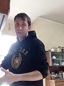 Snapshot of White_rabbit_ chatting on February 14, 2025, 9:03 am White rabbit online show from February 14, 2025, 9:03 am