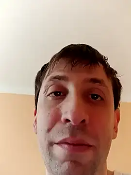 Snapshot of White_rabbit_ chatting on February 19, 2025, 3:27 pm White rabbit online show from February 19, 2025, 3:27 pm