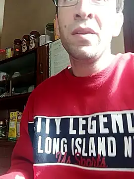 Snapshot of White_rabbit_ chatting on February 20, 2025, 2:02 pm White rabbit online show from February 20, 2025, 2:02 pm