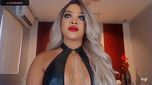 MarryQueen22 online show from June 1, 2026, 1:51 am
