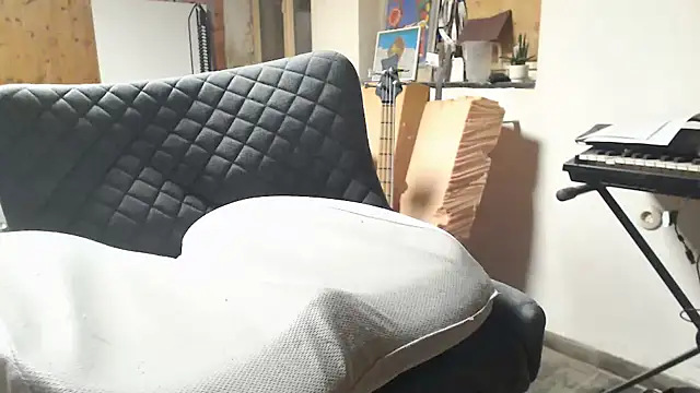 Snapshot of blow2gold chatting on February 25, 2025, 6:42 pm blow2gold online show from February 25, 2025, 6:42 pm