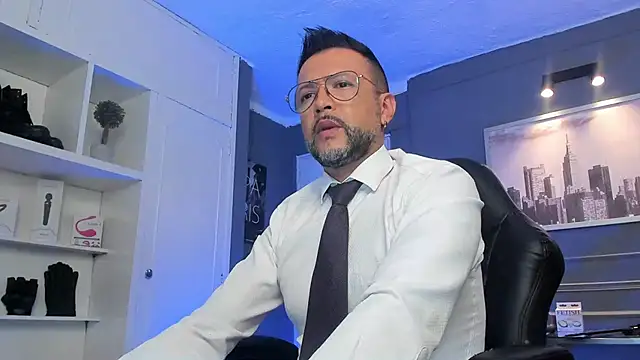 MrFrank tattoo online show from March 10, 2025, 2:16 pm