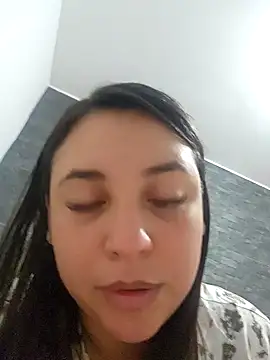 LizzRouse online show from November 1, 2025, 11:01 am