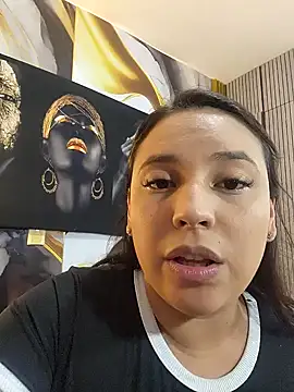LizzRouse online show from June 19, 2026, 9:07 pm