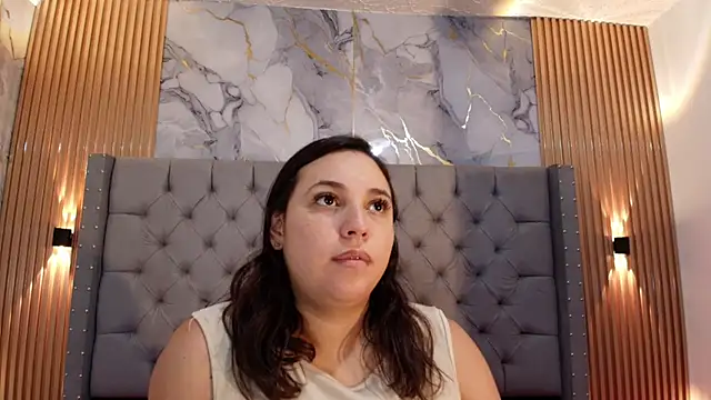 LizzRouse online show from June 29, 2026, 12:49 pm