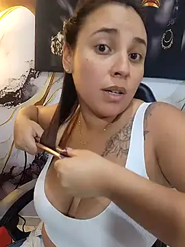 LizzRouse online show from July 18, 2026, 8:56 pm
