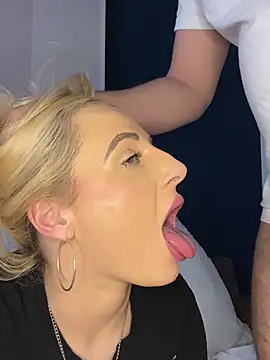 Strongqueen online show from February 9, 2025, 11:46 pm