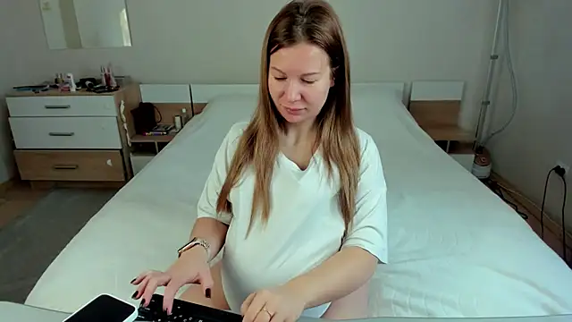 Snapshot of stella_vestal chatting on February 3, 2025, 4:04 am stella vestal online show from February 3, 2025, 4:04 am