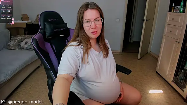 stella vestal online show from April 18, 2026, 4:27 am