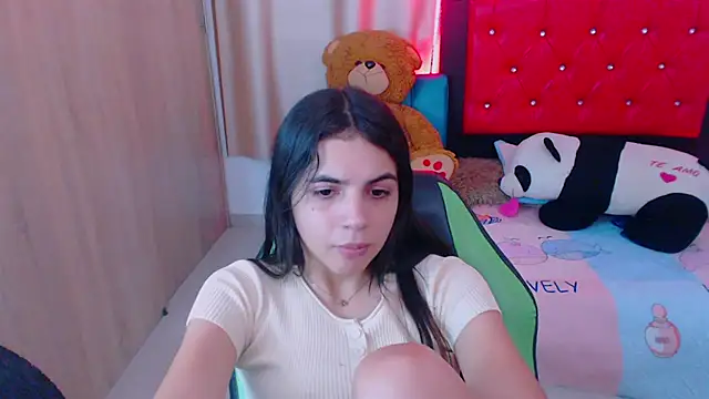 Snapshot of _elenna chatting on January 31, 2025, 8:54 pm elenna online show from January 31, 2025, 8:54 pm