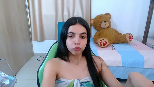 Snapshot of _elenna chatting on March 10, 2025, 11:27 pm elenna online show from March 10, 2025, 11:27 pm