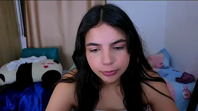 Snapshot of _elenna chatting on October 9, 2025, 5:11 pm elenna online show from October 9, 2025, 5:11 pm