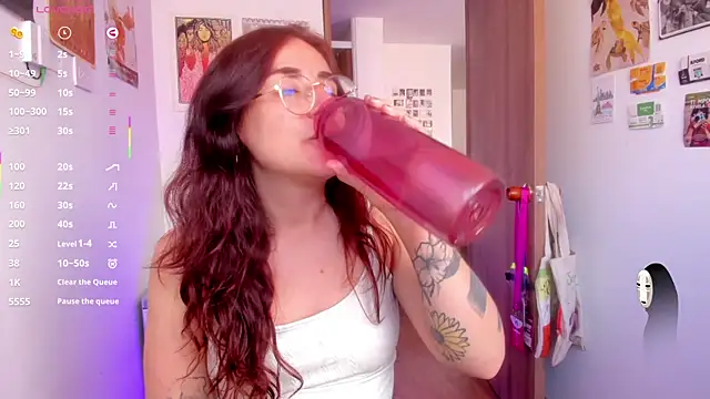 linda giggle online show from May 25, 2026, 8:26 pm