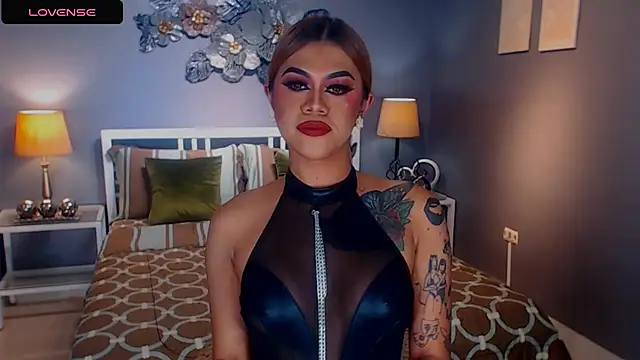 StellaStrong30 online show from March 4, 2025, 5:00 am