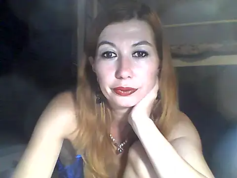 Snapshot of Olesja chatting on June 17, 2026, 8:10 pm Olesja online show from June 17, 2026, 8:10 pm