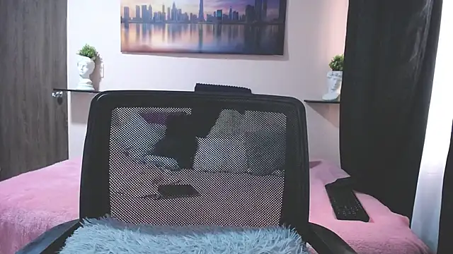 Snapshot of antonnella_2 chatting on January 13, 2025, 6:59 pm antonnella 2 online show from January 13, 2025, 6:59 pm