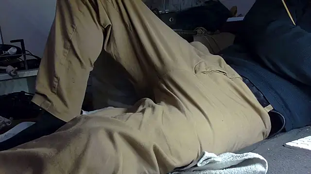 Snapshot of mike30nbg chatting on February 28, 2026, 9:16 pm mike30nbg online show from February 28, 2026, 9:16 pm