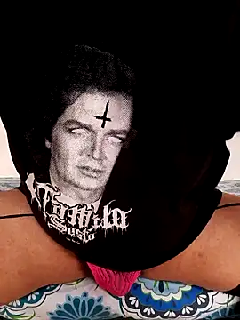 Snapshot of cosmicwind chatting on February 23, 2026, 6:05 pm cosmicwind online show from February 23, 2026, 6:05 pm