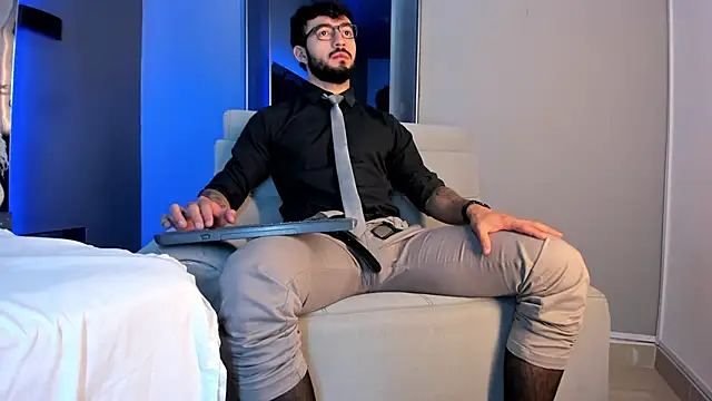 MarkWalker   online show from February 13, 2025, 10:44 am