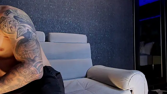 MarkWalker   online show from October 2, 2025, 10:22 am