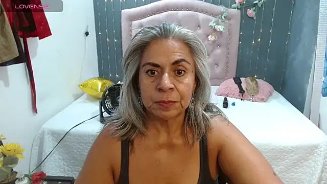 lalisha 96 online show from May 27, 2026, 11:24 pm