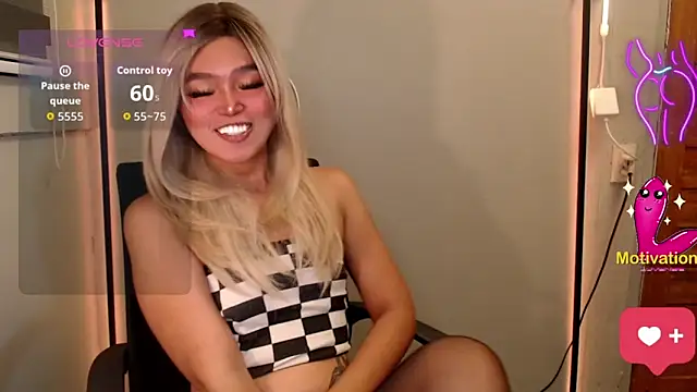 Itsme claire online show from March 23, 2026, 11:20 pm