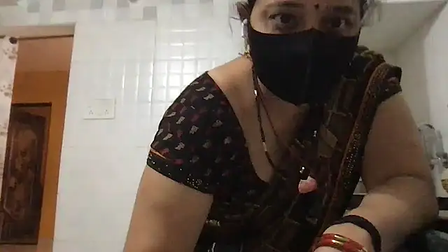 Riyasingh9 online show from January 11, 2025, 4:59 am