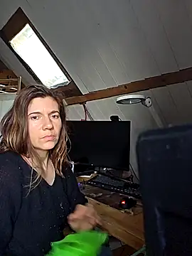 Lina lou4 online show from November 12, 2025, 3:12 pm